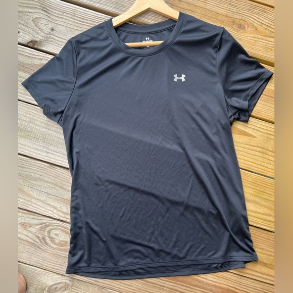 Women’s under armour extra large loose black t shirt - Picture 5 of 5